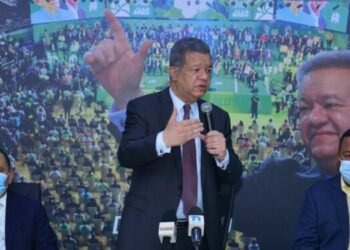 ¿Por qué deben aumentarse los salarios? Leonel Fernández responde