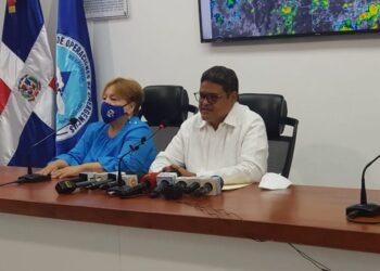 Potencial huracán amenaza con golpear la República Dominicana; hay 12 provincias en alerta