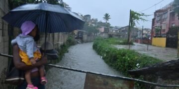 COE reporta 1,705 desplazados, 23 comunidades aisladas y 59 acueductos fuera de servicio