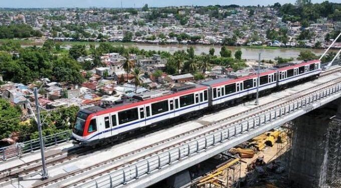 Construcción de monorriel costaría al Estado 4,500 millones de dólares