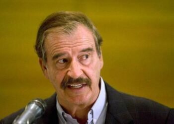 Expresidente mexicano Vicente Fox fue hospitalizado por COVID-19, según medios