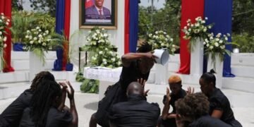 Haitianos siguen sin saber quién mató a Moise un mes después del magnicidio