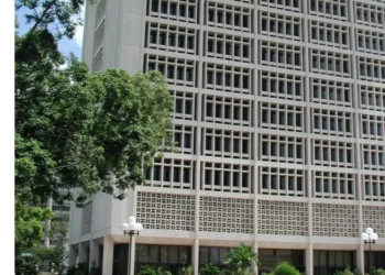 Sugiere dolarización de la economía dominicana