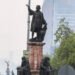 MEXICO: Retiran estatua de Colón para sustituirla por mujer olmeca