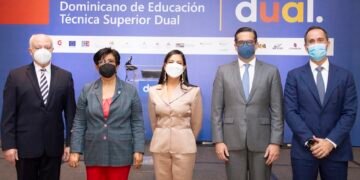 Comienzan a implementar el modelo dual de Educación Técnico Superior en RD