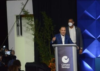 Alcalde Abel Martínez destaca la importancia y empuje de Expo Cibao en el desarrollo empresarial del país.