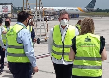 La R.Dominicana dona 405,000 vacunas a Guatemala y Honduras