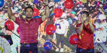 El boxeador Manny Pacquiao anuncia su candidatura a presidente en Filipinas