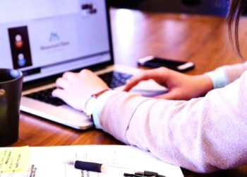 Asociaciones de medios instan a valorar al periodismo en el ecosistema digital