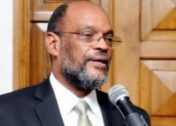 El primer ministro de Haití destituye al Consejo Electoral Provisional.