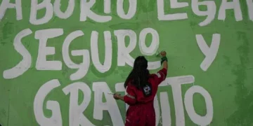 Mujeres latinoamericanas claman por un aborto libre