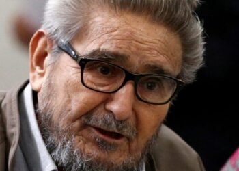 Perú rechaza entregar cuerpo del líder de Sendero Luminoso a su viuda