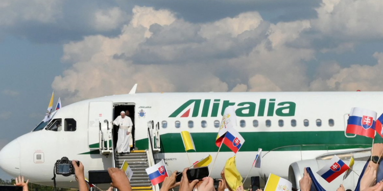 Fin de una era: Alitalia realiza su último vuelo después de ser símbolo de un país durante 74 años