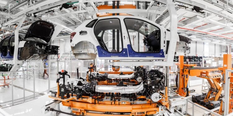 La industria europea, en alerta por la escasez de suministros