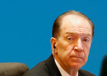 El presidente del Banco Mundial asegura que el coronavirus «ha empujado» a 100 millones de personas a la pobreza extrema.