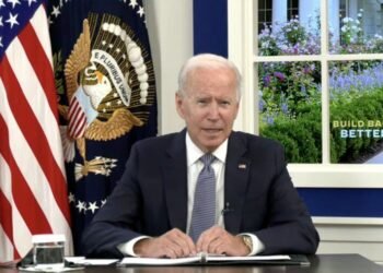 Biden eleva de 62.500 a 125.000 el número de refugiados que su Administración aceptará durante el año fiscal en curso
