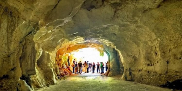 El Gobierno quiere reconocer cuevas de Pomier como «capital prehistórica»