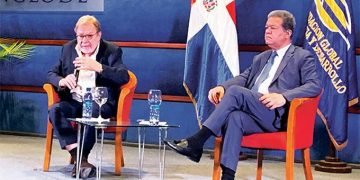 Juan Luis Cebrián: El rol de la prensa es tan importante como el de los partidos