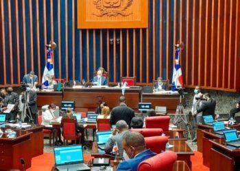 Senado aprueba nuevo Código Penal sin despenalizar el aborto