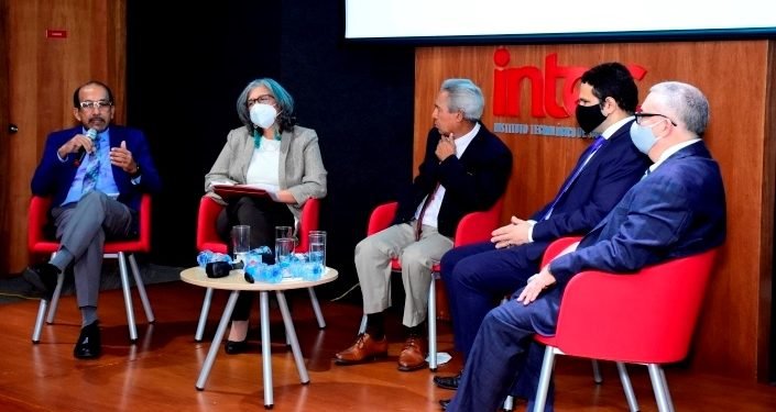 Economistas ven insostenible política de gasto público RD