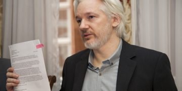El Tribunal Superior de Justicia de Londres autoriza la extradición de Assange a EE.UU.