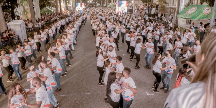 República Dominicana logra “Un Récord pa’ la Bachata”