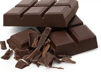 Prueban que comer chocolate amargo tres veces al día hace más feliz