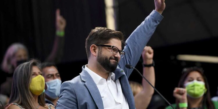 Izquierdista Boric gana la Presidencia chilena con más del 55 % de los votos
