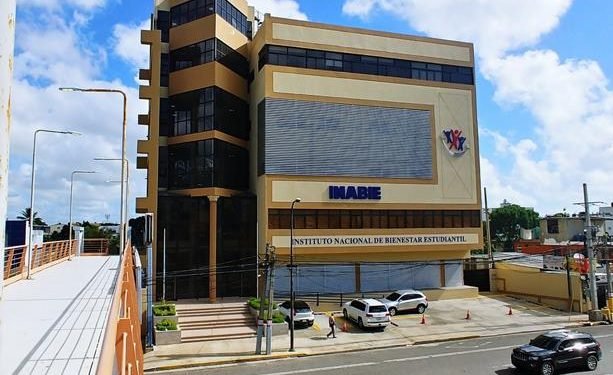 Piden a Contrataciones Públicas anular el acto administrativo del almuerzo escolar