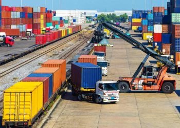 Exportadores e importadores, pese a todo, han podido sortear falta de capacidad y altas tarifas navieras