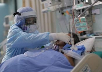 OMS ve medidas contra variante delta son buenas para ómicron