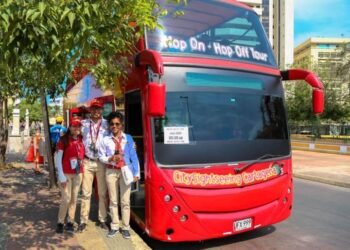 ¡A conocer la ciudad de Santo Domingo a bordo de un autobús!