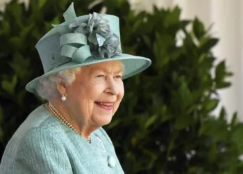 Desfiles, conciertos y concurso de postres para los 70 años de reinado de Isabel II