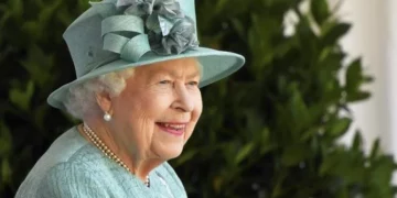Desfiles, conciertos y concurso de postres para los 70 años de reinado de Isabel II