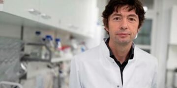 La COVID será endémica a finales de año, según un científico alemán