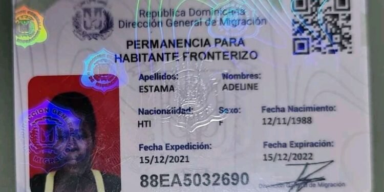Gobierno echa para atrás en idea de entregar carnets a haitianos