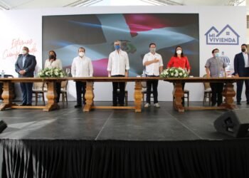 Gobierno está muy lejos de cumplir con Plan Vivienda Feliz