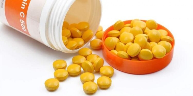 Vitaminas C y D no disminuyen probabilidad morir de covid-19