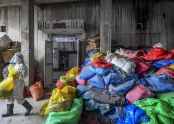 OMS: La pandemia dejó «decenas de miles de toneladas» de desechos médicos adicionales