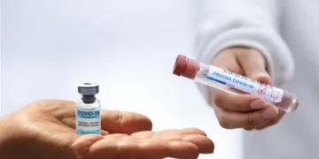 Gobierno ha ofrecido vacunas a otros países para evitar que caduquen