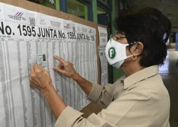 Figueres sigue a la cabeza en elecciones en Costa Rica