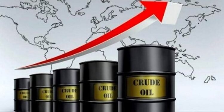 Se disparan los precios del petróleo por crisis en Ucrania