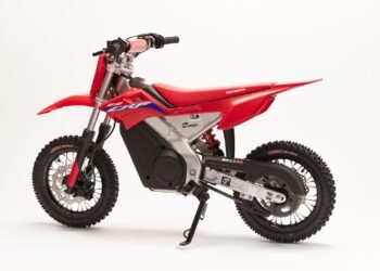 Honda lanza la motocicleta CRF-E2, su primer modelo todo terreno impulsado por un motor eléctrico
