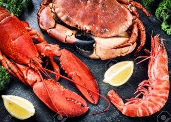 Langostas y cangrejos entran en veda hoy