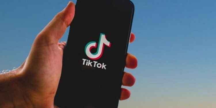 Un grupo de estados de EE.UU. anuncia investigación sobre impacto de TikTok en niños