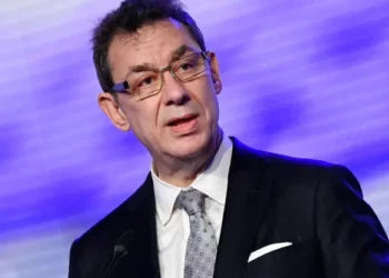 CEO de Pfizer: «Vivimos en una era del Renacimiento científico y en 10 años innovaciones muy serias cambiarán el mapa de las enfermedades»