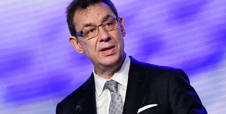 CEO de Pfizer: «Vivimos en una era del Renacimiento científico y en 10 años innovaciones muy serias cambiarán el mapa de las enfermedades»