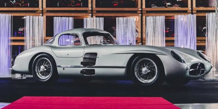 Mercedes-Benz confirma la venta del auto más caro del mundo por US$ 142 millones