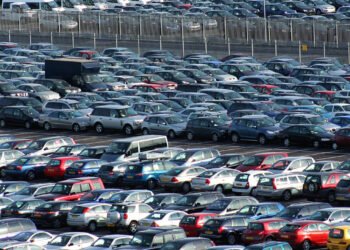 Vehículos usados predominan en la pospandemia y con precios altos