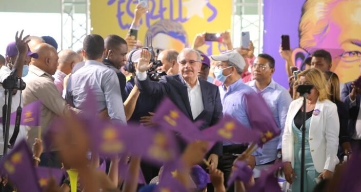 Danilo Medina culpa al gobierno del incremento de criminalidad